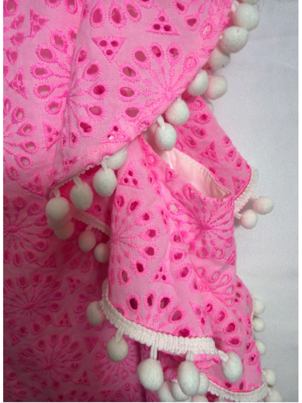 Lilly Pulitzer Pink Eyelet Pom Pom Mini Dress XXS Resort Country Club Preppy - Picture 4 of 6